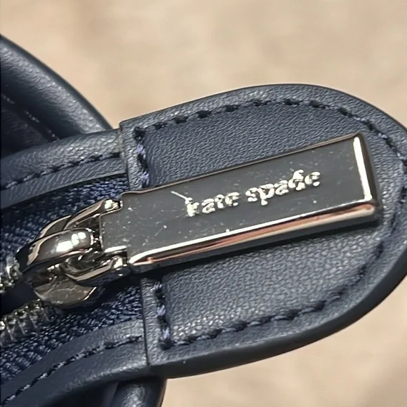 KATE SPADE NEW YORK Slide Daisy Tote - Picture 11 of 17